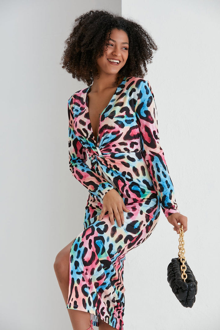 Long Sleeve Twist Midi dress in Leopard print - jqwholesale.com