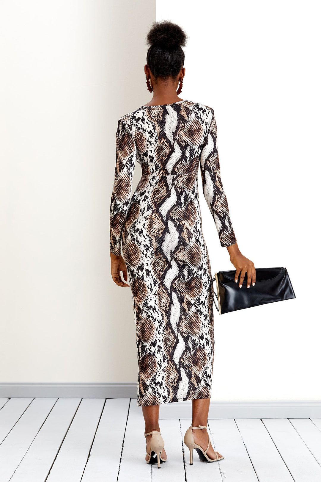 Long Sleeve Twist Maxi Dress in Animal print - jqwholesale.com